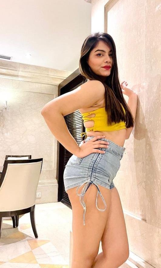 Pari Chowk call girl service