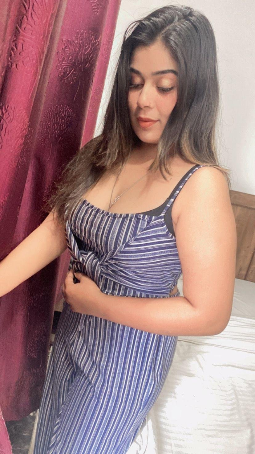  call girls service in Pari Chowk